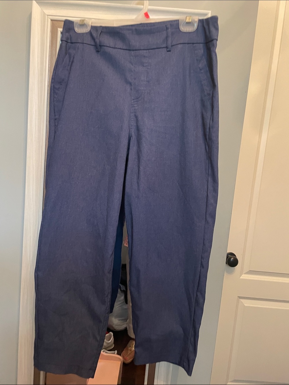 Womens’s Ankle length pants